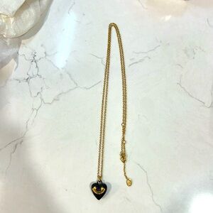 New with tags Juicy Couture heart banner necklace!